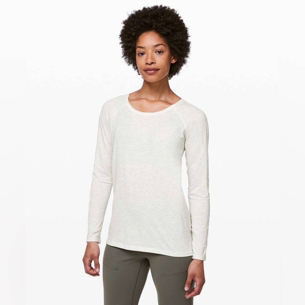 LULULEMON Emerald Long Sleeve- Heathered Dove Grey (size 2)